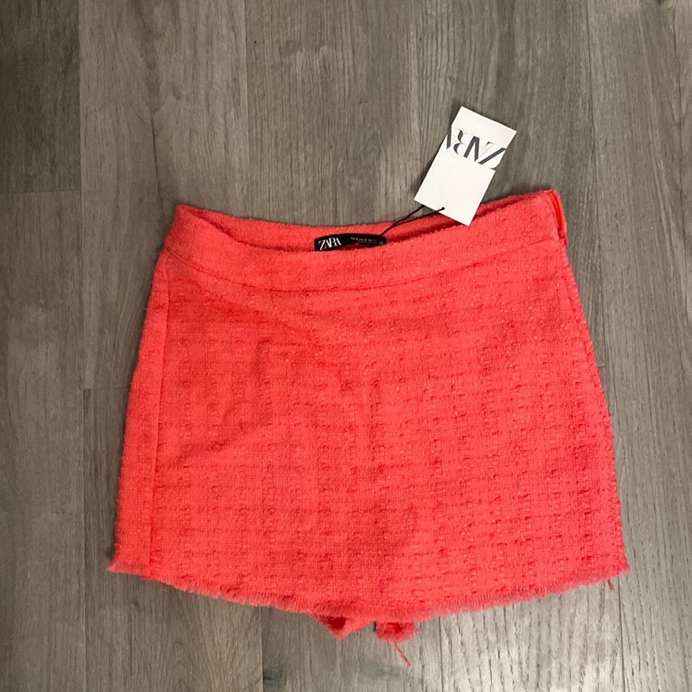 mini skirt